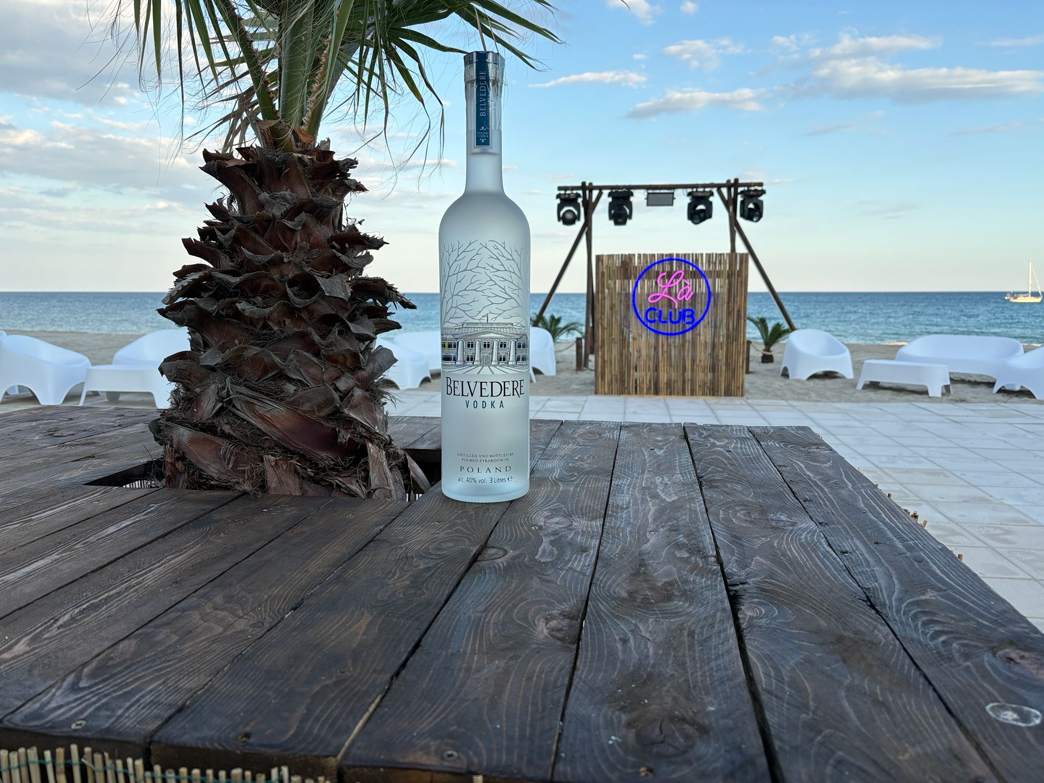 Lounge al tramonto
